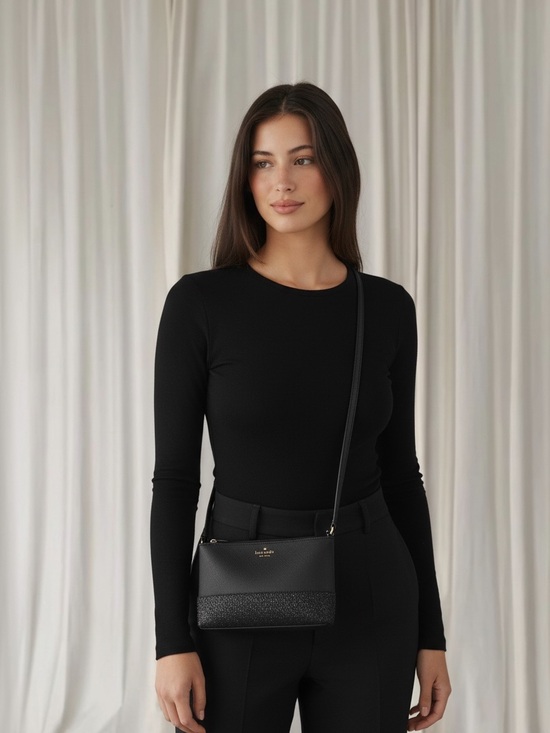kate spade Handbags - Kate spade greta court crossbody glitter